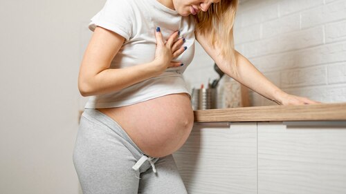 Is It Safe to Get Acrylic Nails During Pregnancy