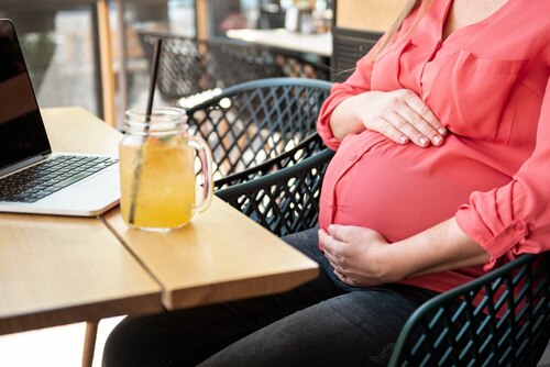Is It Safe to Get a Facial During Pregnancy