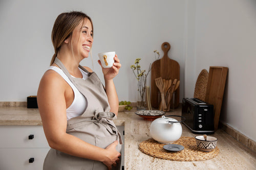 Safe Herbal Teas During Pregnancy: What to Sip and What to Skip