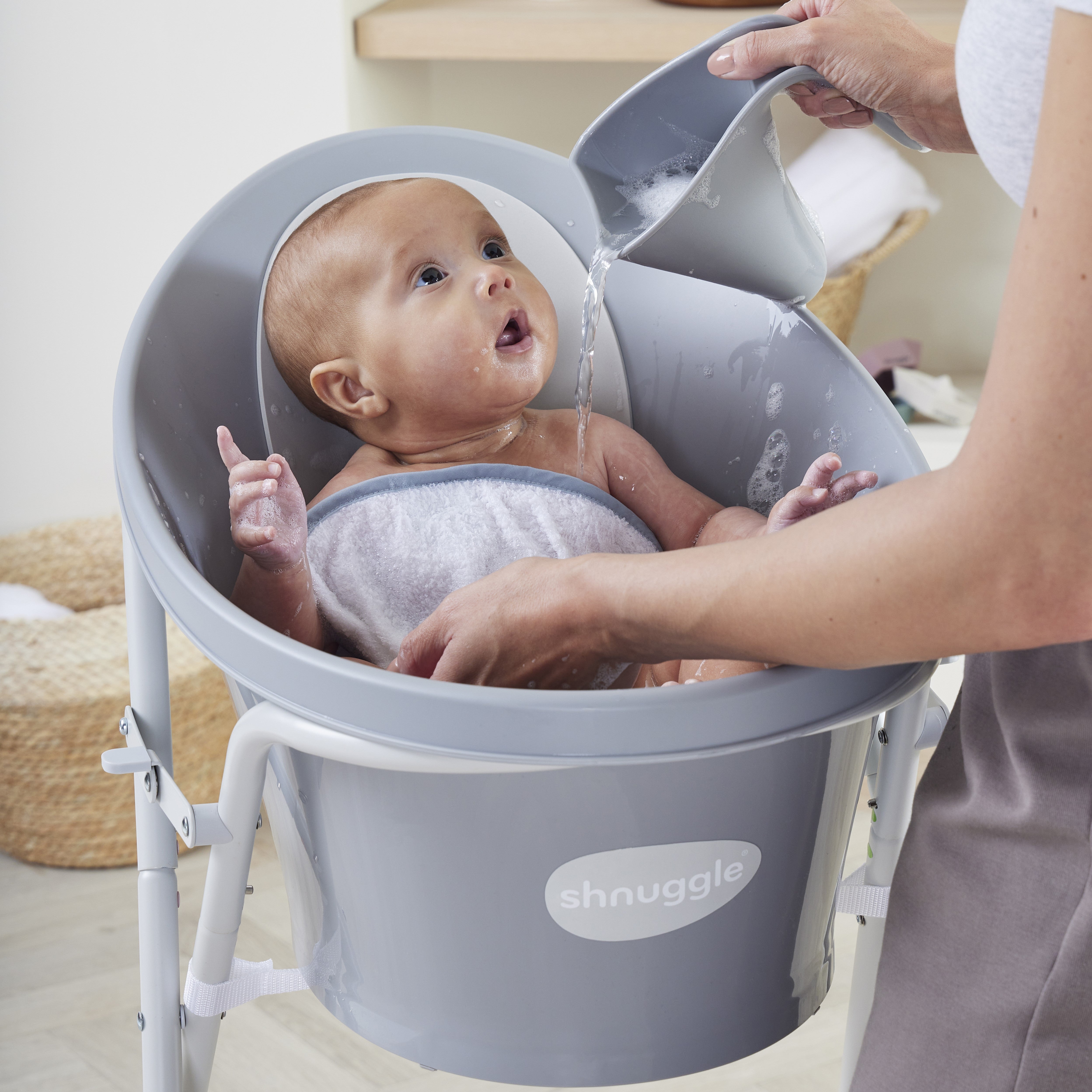 Shnuggle Baby Bath | Newborn baby bath Support with Bum Bump | Compact Bathtub for babies | Bath Seat Suitable from Birth