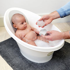 Shnuggle Wishy Bath Toy